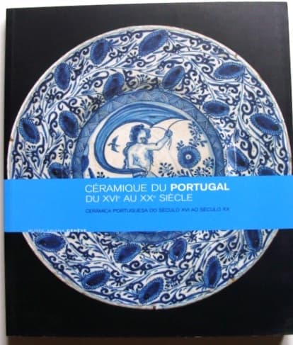 Mythologie Légendes des Dieux et des Héros Grecs et Latins . Edition d'Histoire et d'Art - Libraire Plon . 1 volume petit in 4 - 210 pages . Illustrations hors texte en noir & blanc - Bon état .