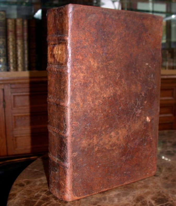 Journal du voyage fait par ordre du Roi, a l'Équateur, servant d'introduction historique à la Mesure des trois premiers degrés du Méridien. Paris, Imprimerie Royale, 1751. In-4 de (2)-xxxvi-280-xv pp.