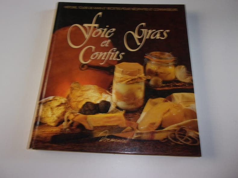 Poésie de Violette. Illustrations de Suzanne Tourte. Préface de Maurice Bedel. Joint: Catalogue de l'exposition Suzanne Tourte en 1953 à la Galerie Bignou à Paris.